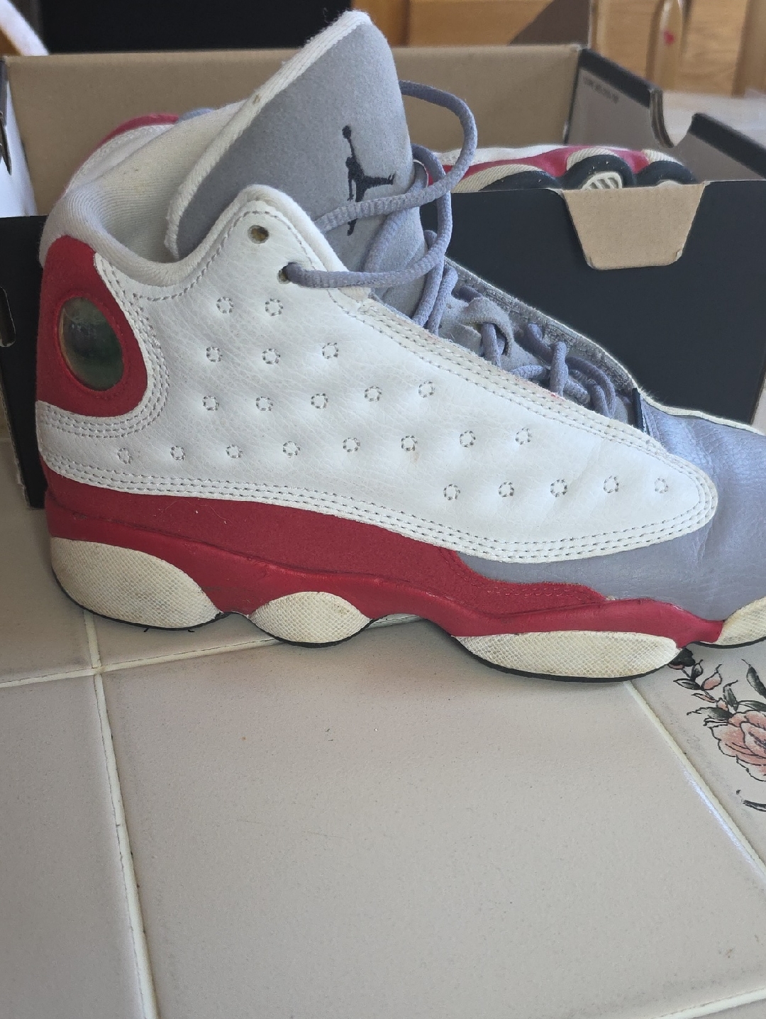 Air Jordan 13 Retro Bg ,White, Gray And Red Basketball Sneakers